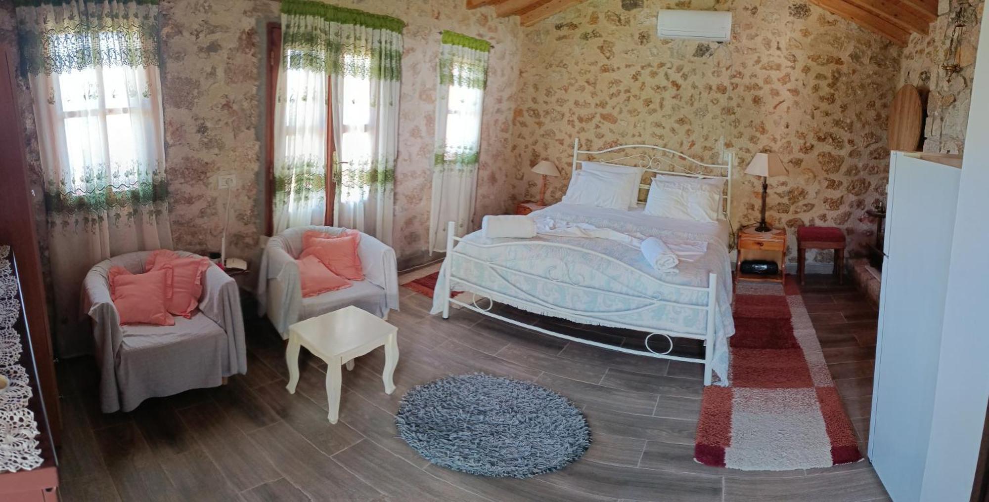 Penelope 2 Hotel Dhërmi Екстериор снимка